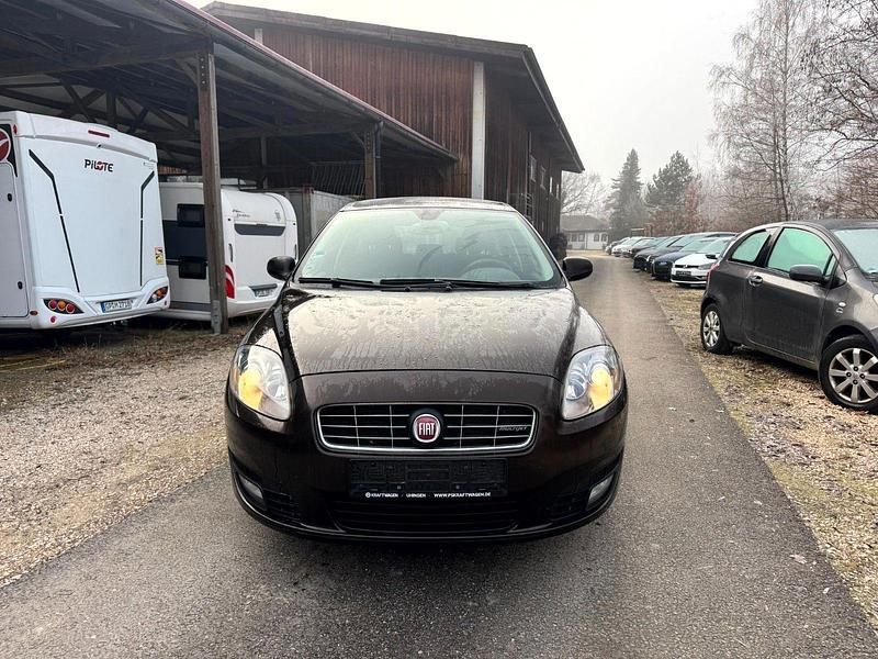 Gebraucht Fiat Croma Dynamic 120 PS (88 kW) 2009 Marrone caravaggio/testa di mo Kombi