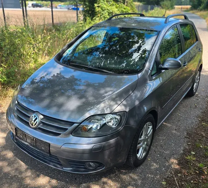 Gebraucht VW Golf Plus Cross United 110 PS (80 kW) 2008 Grau Van / Kleinbus