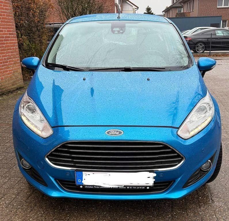 Gebraucht Ford Fiesta SYNC Edition 65 PS (47 kW) 2015 Blau Kleinwagen