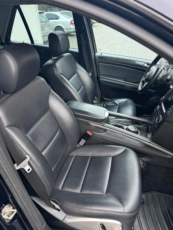 Gebraucht Mercedes ML300 204 PS (150 kW) 2010 Blau SUV