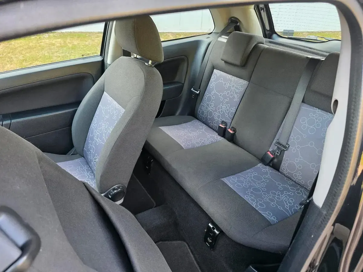 Gebraucht Ford Fiesta 60 PS (44 kW) 2006 Schwarz Kleinwagen