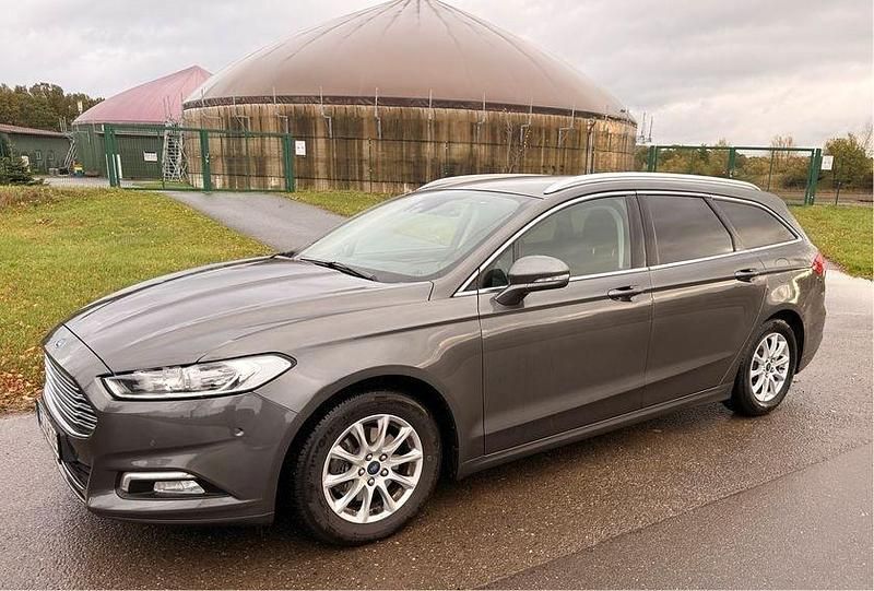 Grau Gebraucht 2018 Ford Mondeo Business Edition Kombi | 9.500 € (Superpreis) - Bild 1/4