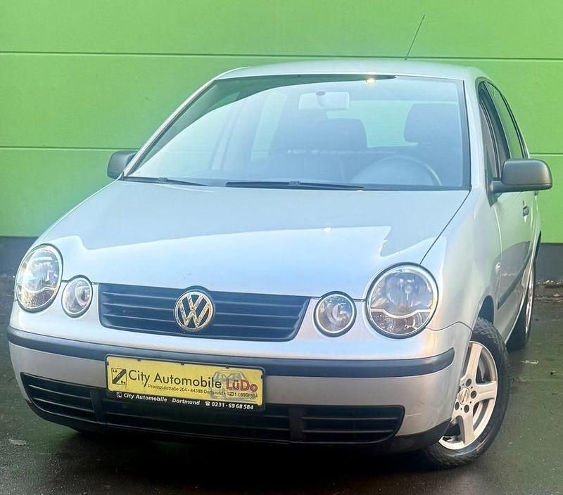 Gebraucht VW Polo 64 PS (47 kW) 2003 Silber Kleinwagen