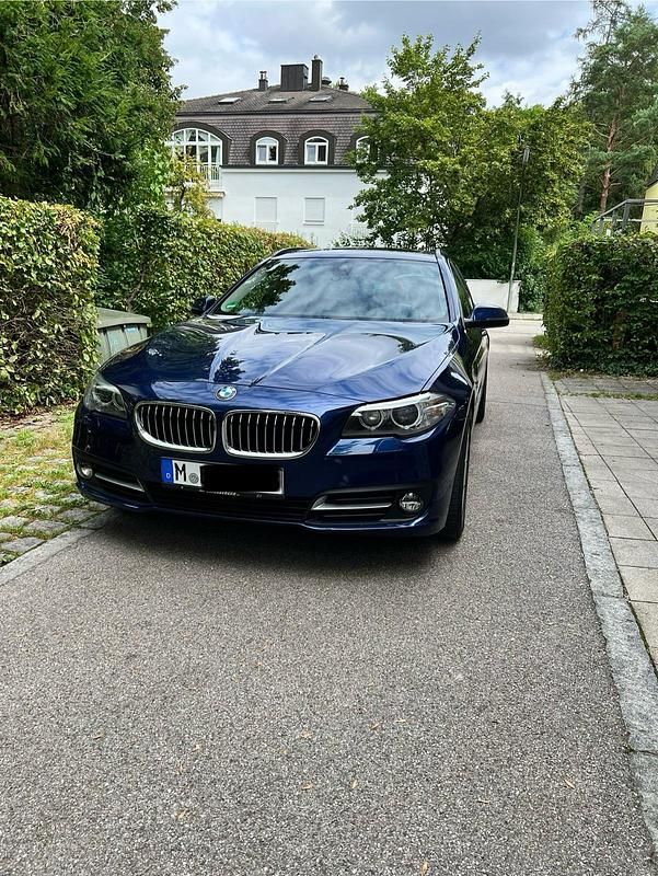 Blau Gebraucht 2016 BMW 535 Kombi | 17.750 € (Guter Preis) - Bild 1/4