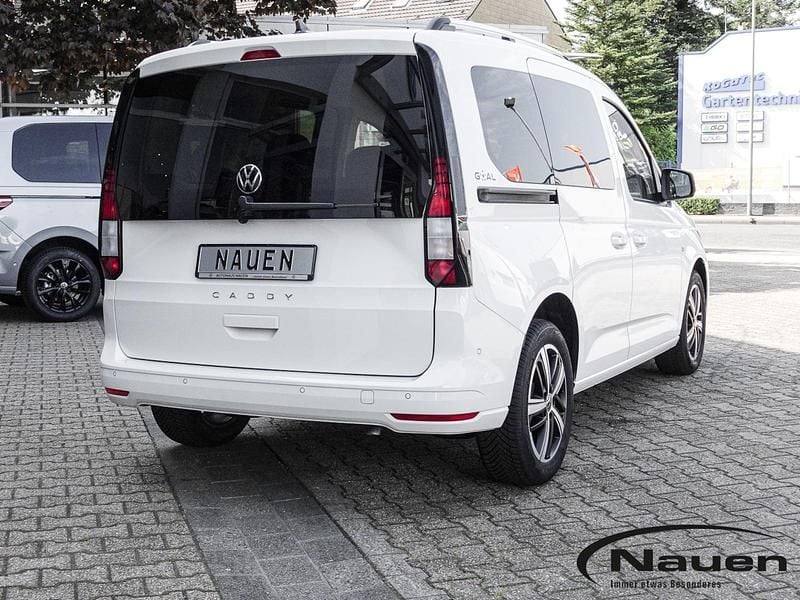 Gebraucht VW Caddy Goal 102 PS (75 kW) 2025 Candyweiß Van / Kleinbus