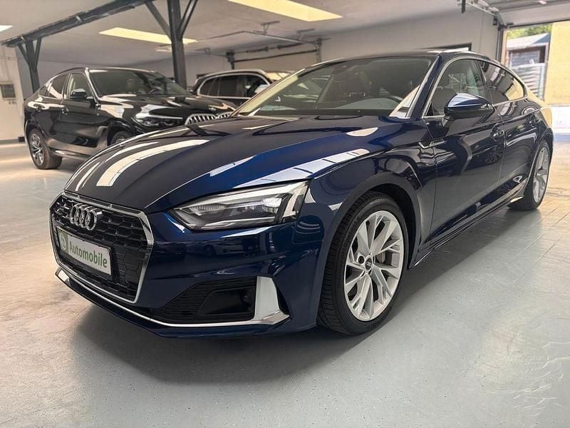 Gebraucht Audi A5 Sportback Sport 265 PS (194 kW) 2022 Blau Kleinwagen