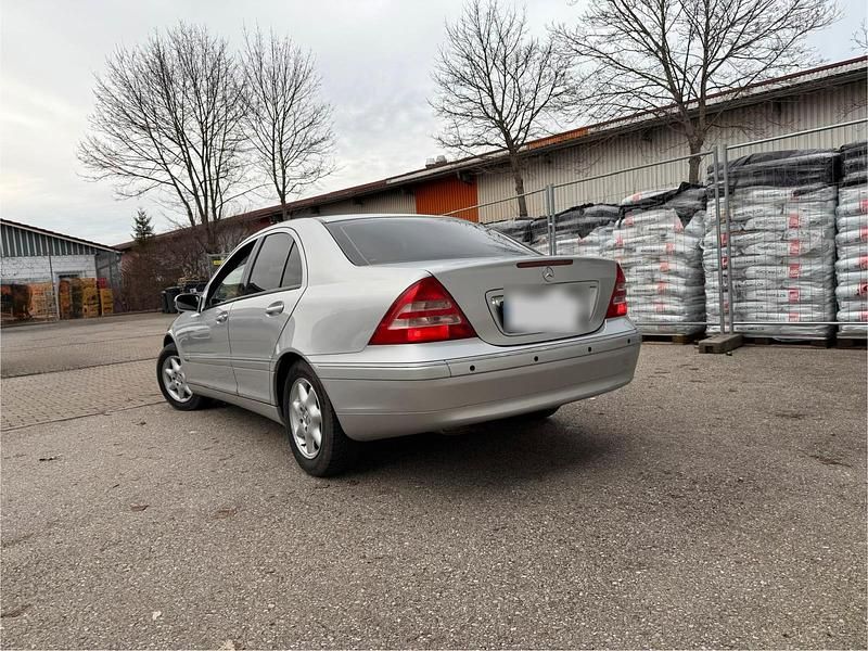 Gebraucht Mercedes C200 165 PS (121 kW) 2003 Grau Limousine
