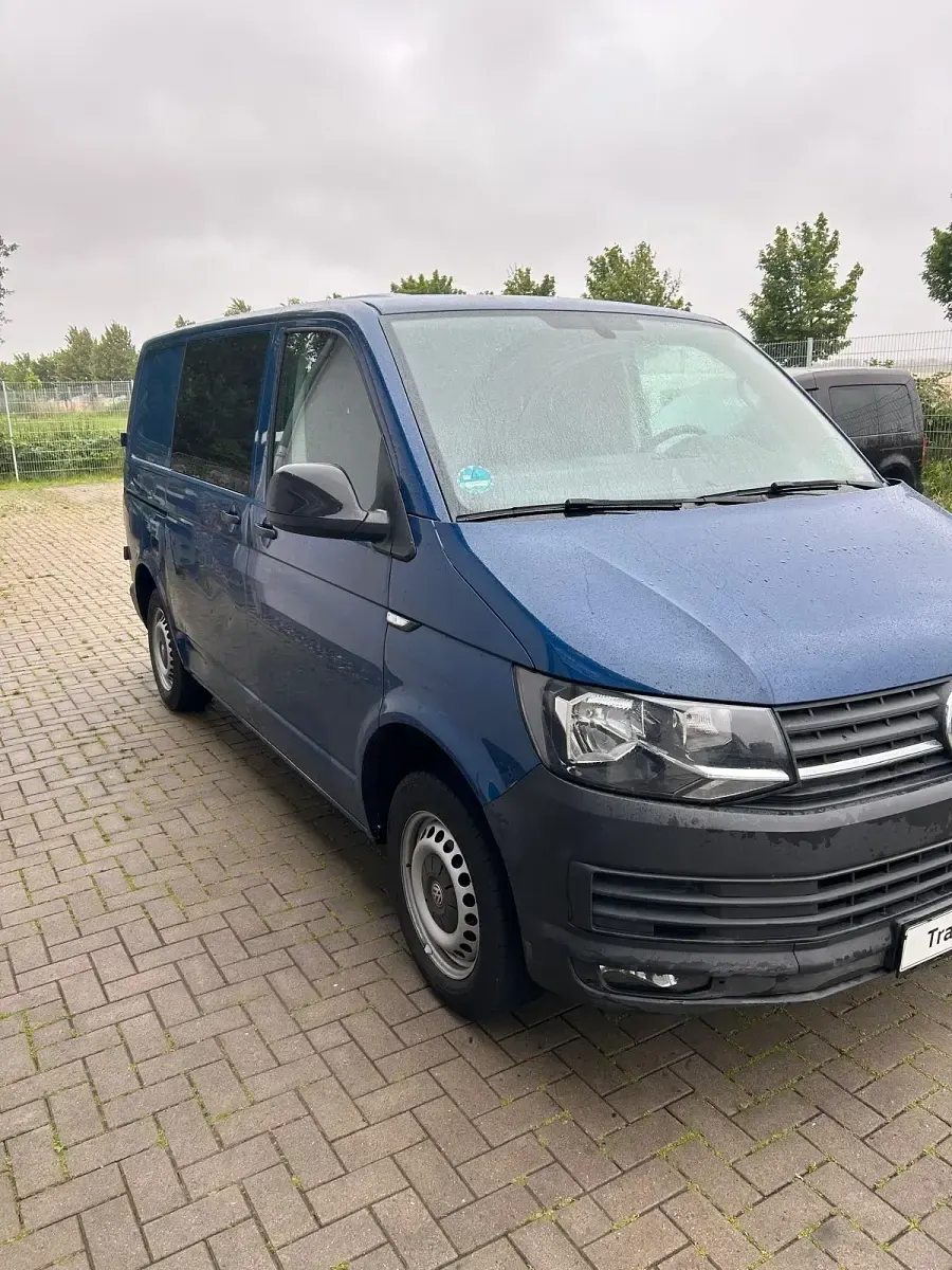Gebraucht VW Transporter 150 PS (110 kW) 2019 Blau Van