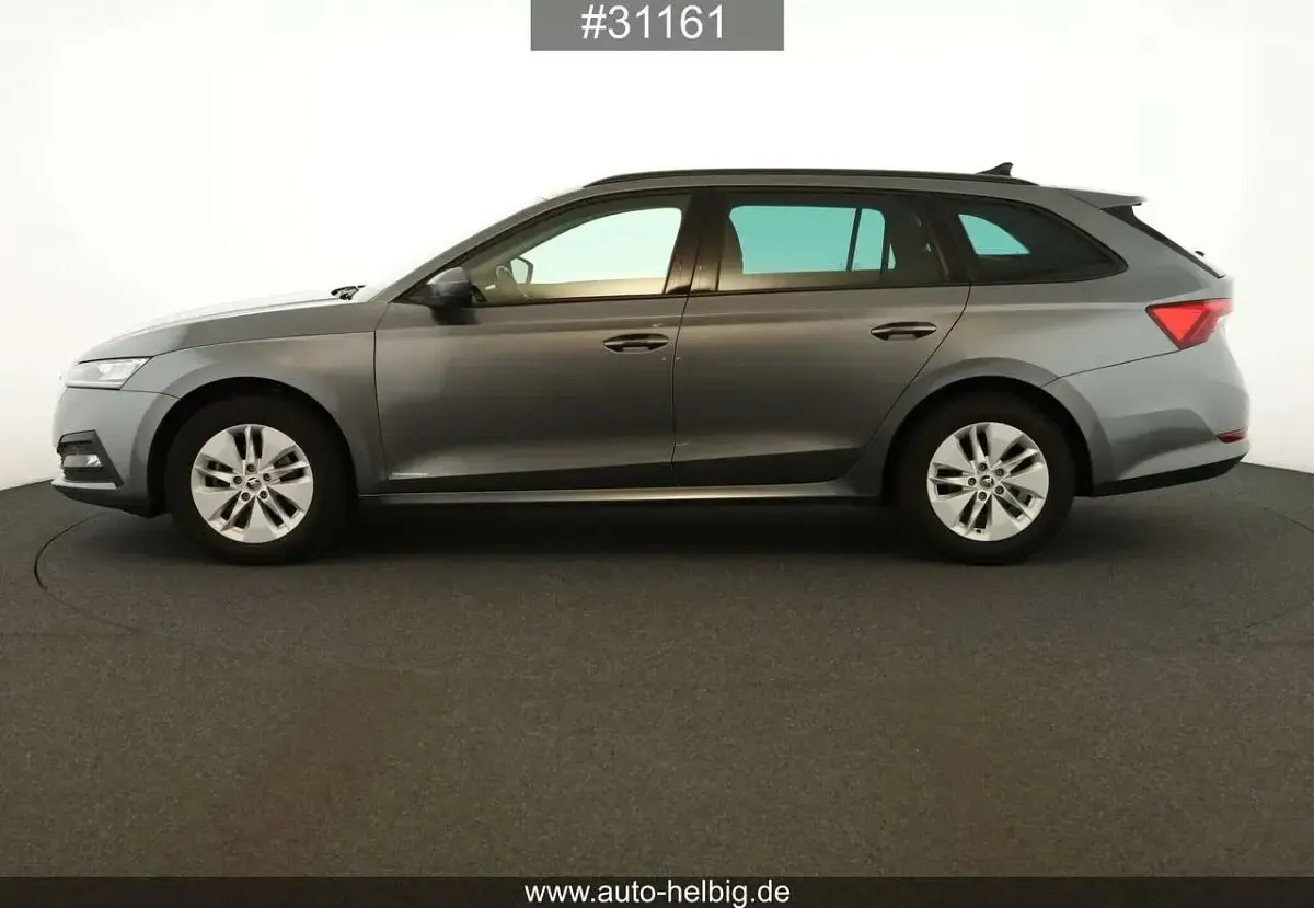 Gebraucht Skoda Octavia Ambition 150 PS (110 kW) 2023 Graphite grey metallic Kombi