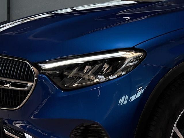 Blau Gebraucht 2024 Mercedes GLC220 SUV | 51.899 € (Guter Preis) - Bild 1/4