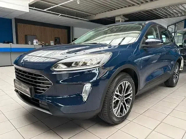 Gebraucht Ford Kuga Titanium 152 PS (111 kW) 2021 Blau SUV