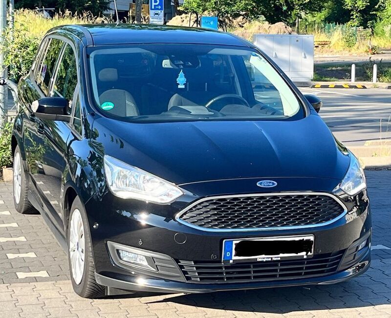 Schwarz Gebraucht 2018 Ford Grand C-Max Cool & Connect Van / Kleinbus | 17.000 € (Etwas zu teuer) - Bild 1/4