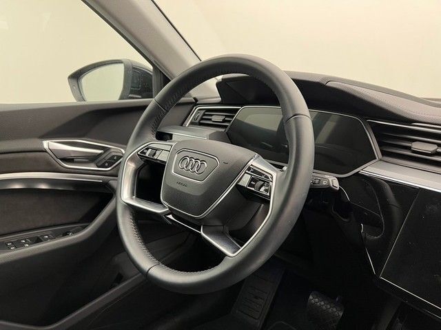Gebraucht Audi e-tron Advanced 300 kW (408 PS) 2020 Schwarz SUV