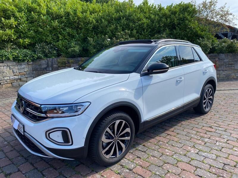 Weiß Gebraucht 2023 VW T-Roc Style SUV | 29.299 € (Fairer Preis) - Bild 1/4