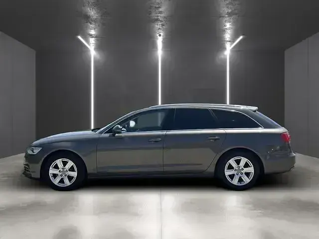 Gebraucht Audi A6 Ambiente 204 PS (150 kW) 2014 Grau Kombi