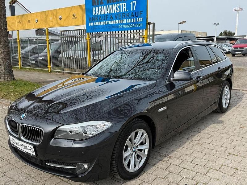 Gebraucht BMW 520 184 PS (135 kW) 2011 Grau Kombi