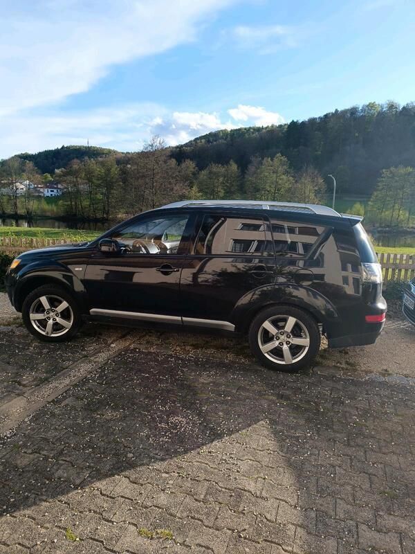 Schwarz Gebraucht 2007 Mitsubishi Outlander SUV | 5.000 € (Etwas zu teuer) - Bild 1/4