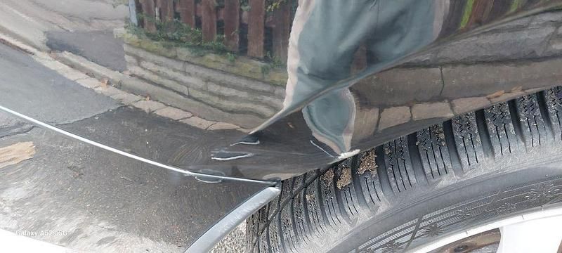 Gebraucht Mazda CX-7 Exclusive-Line 173 PS (127 kW) 2011 Schwarz SUV