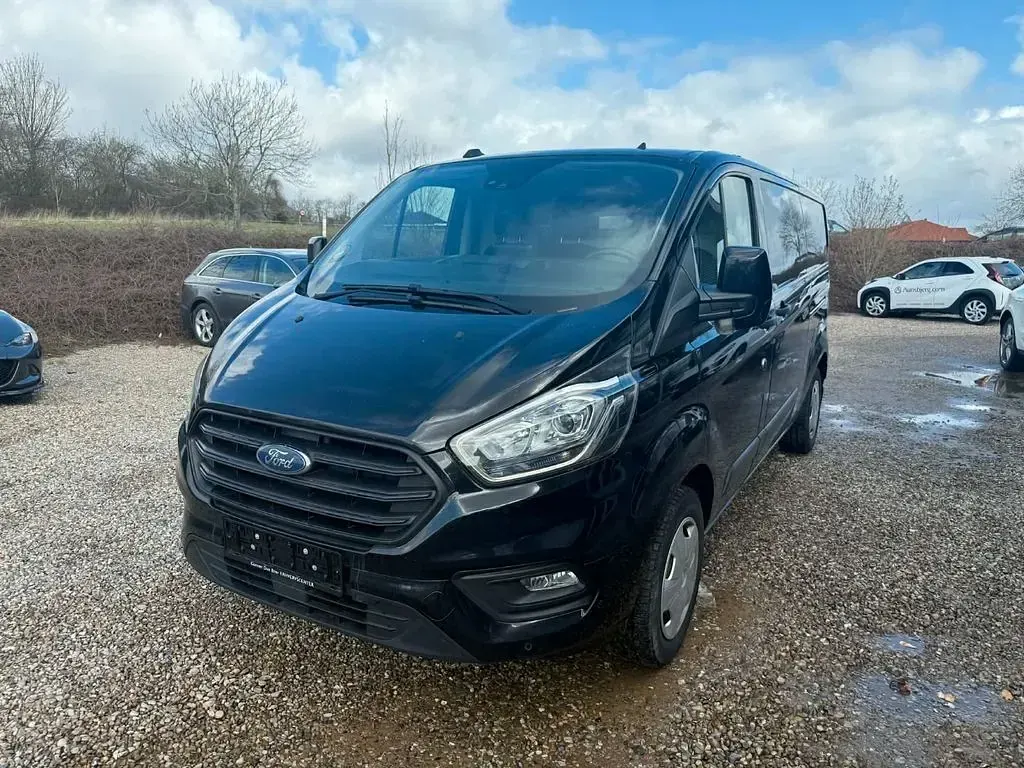 Gebraucht Ford 300 Trend 131 PS (96 kW) 2019 Schwarz Van / Kleinbus