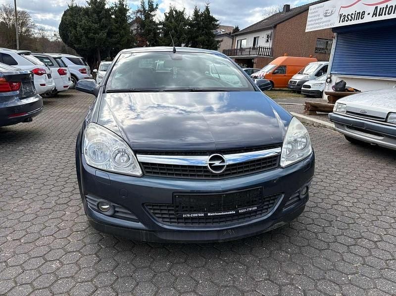Gebraucht Opel Astra Cabriolet 150 PS (110 kW) 2009 Metro m2 Cabrio