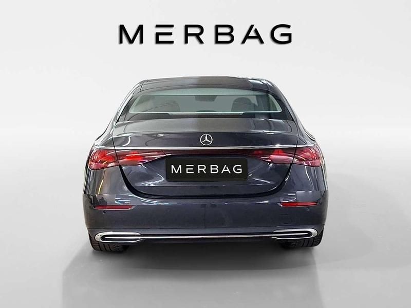 Gebraucht Mercedes E220 Premium 197 PS (144 kW) 2024 Metalliclack graphitgrau Limousine