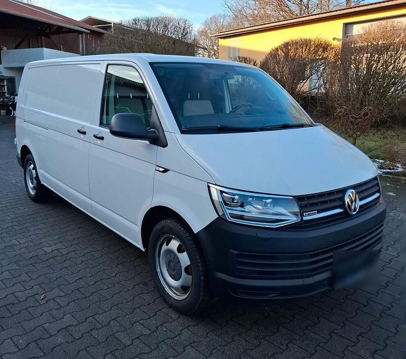 Gebraucht VW Transporter 204 PS (150 kW) 2018 Weiß Van