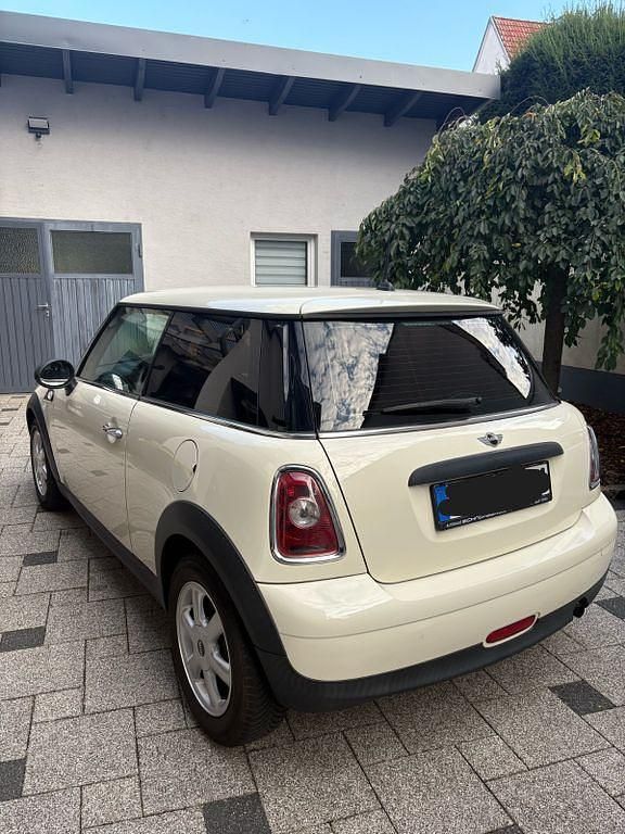 Gebraucht Mini ONE 75 PS (55 kW) 2010 Weiß Kleinwagen