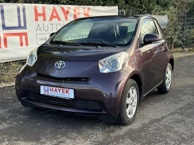 Braun Gebraucht 2009 Toyota iQ Basis Kleinwagen | 2.999 € (Guter Preis) - Bild 1/4
