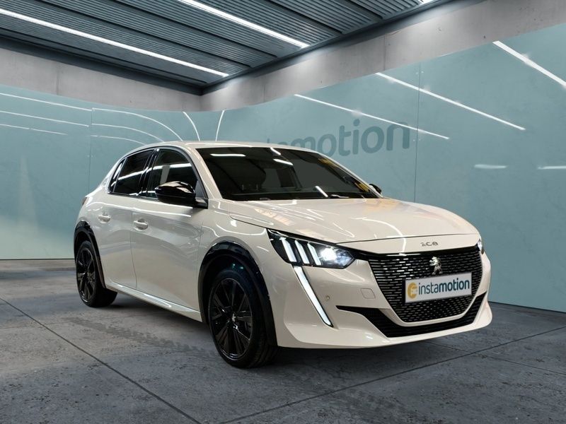 Weiß Gebraucht 2023 Peugeot 208 GTi Kleinwagen | 21.770 € (Teuer) - Bild 1/4