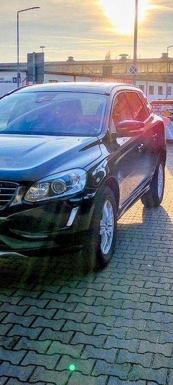 Gebraucht Volvo XC60 Summum 181 PS (133 kW) 2015 Schwarz SUV