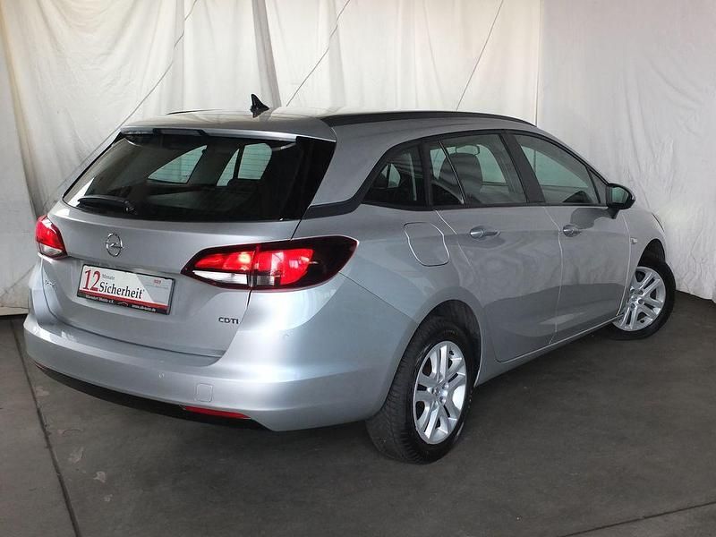 Gebraucht Opel Astra Edition 110 PS (80 kW) 2018 Silber Kombi