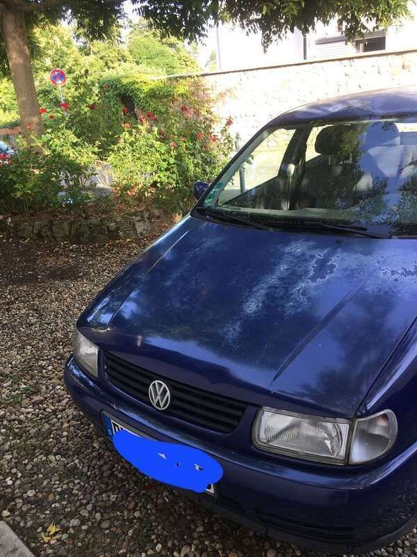 Blau Gebraucht 1999 VW Polo Limousine | 899 € (Fairer Preis) - Bild 1/4