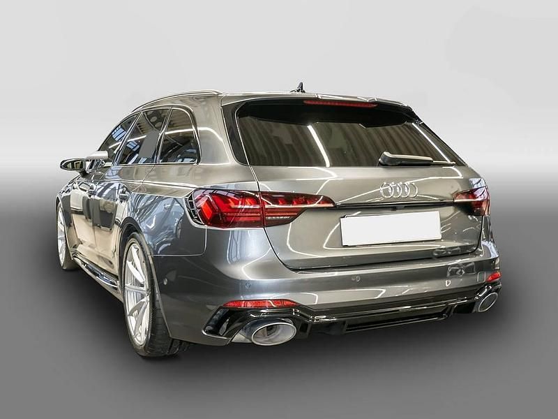 Gebraucht Audi RS4 450 PS (330 kW) 2024 Grau Kombi
