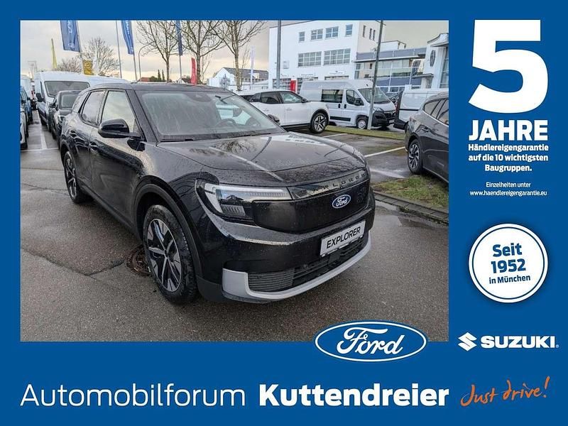 Obsidianschwarz metallic Neu 2025 Ford Explorer Extended Range SUV | 40.900 € (Superpreis) - Bild 1/3