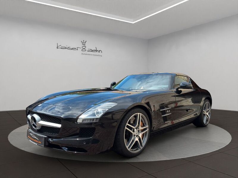 Obsidianschwarz metallic Gebraucht 2011 Mercedes SLS AMG AMG Coupé | 239.197 € (Teuer) - Bild 1/4