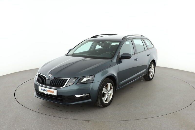 Grau Gebraucht 2020 Skoda Octavia Ambition Kombi | 18.210 € (Guter Preis) - Bild 1/4