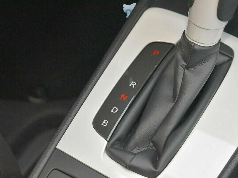 Gebraucht Honda Jazz 122 PS (89 kW) 2025 Weiß Kleinwagen