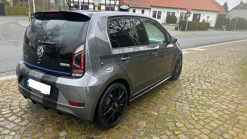 Gebraucht VW e-up! Edition 61 kW (83 PS) 2022 Grau Kleinwagen