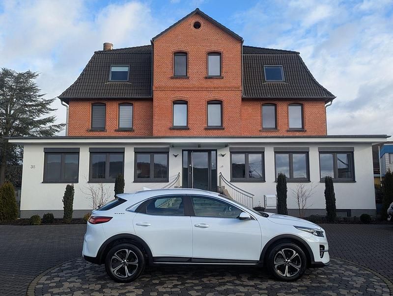 Gebraucht Kia XCeed Vision 141 PS (103 kW) 2021 Weiß SUV