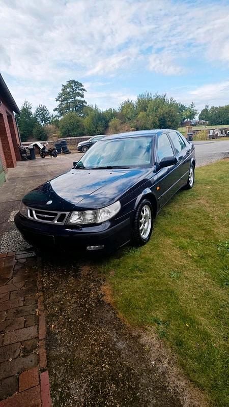 Blau Gebraucht 1999 Saab 9-5 Limousine | 1.500 € (Guter Preis) - Bild 1/4