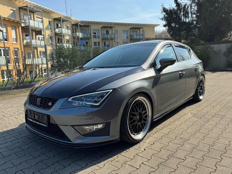 Gebraucht Seat Leon FR 150 PS (110 kW) 2016 Grau Limousine