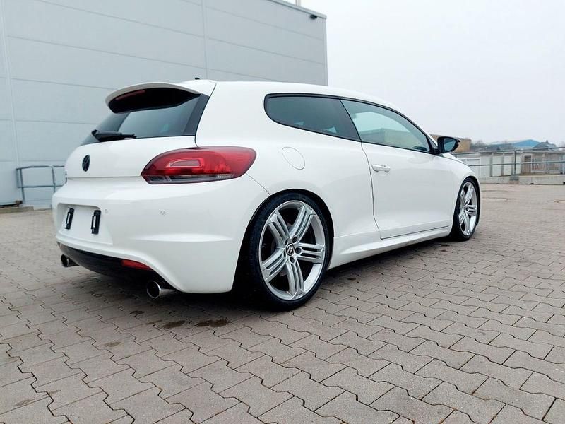 Gebraucht VW Scirocco R 265 PS (194 kW) 2012 Weiß Coupé