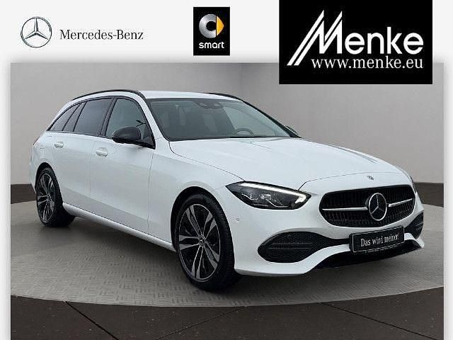 Gebraucht Mercedes C200 Avantgarde 163 PS (119 kW) 2022 Weiß Kombi