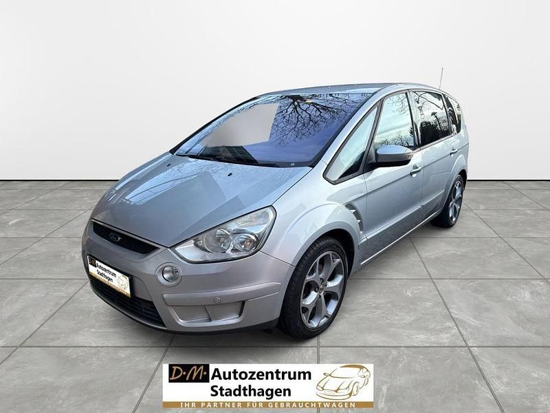 Gebraucht Ford S-MAX Titanium 145 PS (106 kW) 2009 Silber Van / Kleinbus