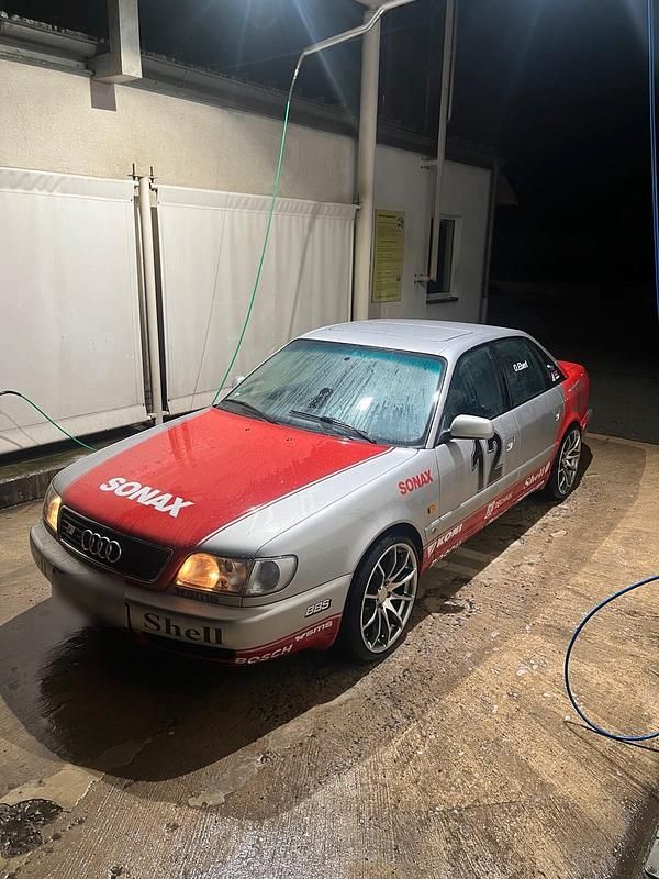 Usata Audi A6 115 CV (84 kW) 1994 Argento Berlina