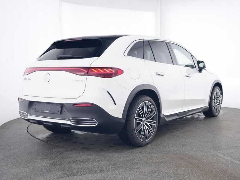 Gebraucht Mercedes EQE350 AMG 214 kW (292 PS) 2024 Polarweiss SUV