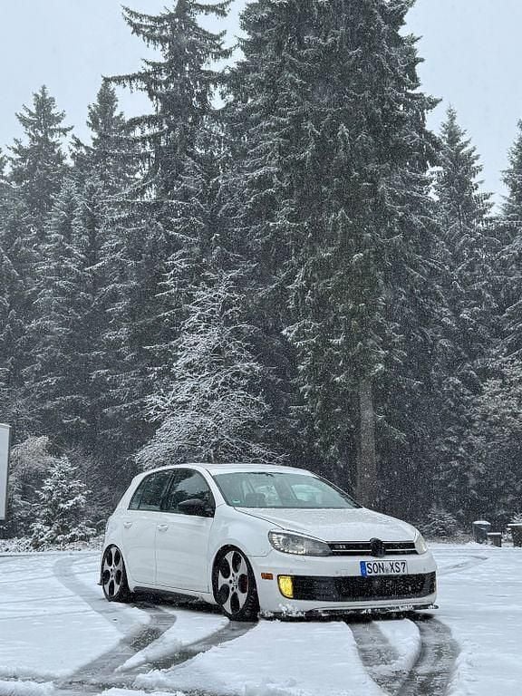 Weiß Gebraucht 2013 VW Golf VI GTI Limousine | 10.250 € (Guter Preis) - Bild 1/4