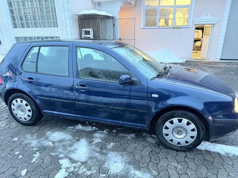 Gebraucht VW Golf IV Comfortline 75 PS (55 kW) 2003 Blau Limousine