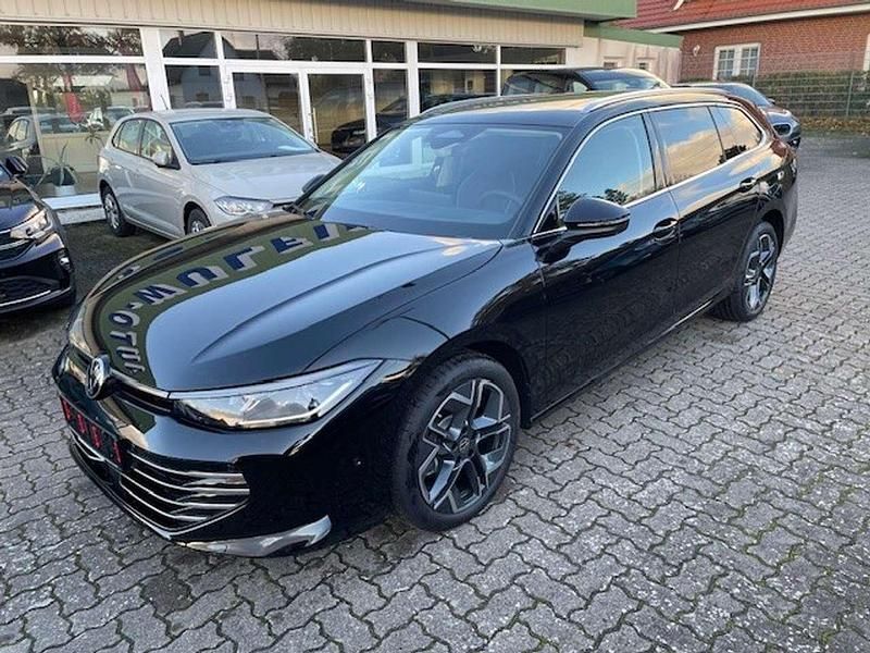Używany VW Passat Pro 150 KM (110 kW) 2024 Czarny Kombi