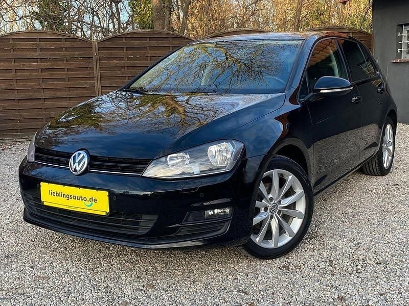 Ebenholzschwarz Gebraucht 2013 VW Golf Trendline Limousine | 5.990 € (Guter Preis) - Bild 1/3